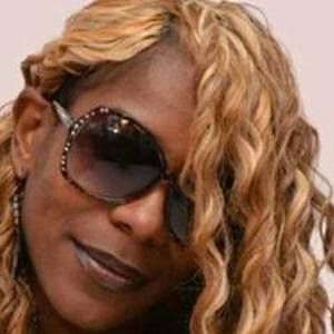 Meet your Posher, Shandra